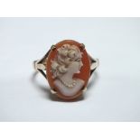 AN 18CT GOLD CAMEO DRESS RING, ring size M, approx. weight 3.9 g