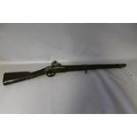 FRENCH CHARLEVILLE TYPE FLINTLOCK CAVALRY CARBINE, unsigned model, no visible serial number, L 95 cm