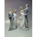 A LLADRO FIGURE GROUP OF A BRIDE AND GROOM '1404', H 36.5 cm, together with a figural group 'I