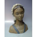 A MATT LLADRO BUST OF A GIRL IN A BONNET, H 33 cm