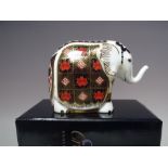 A ROYAL CROWN DERBY IMARI ELEPHANT PAPERWEIGHT, silver stopper, with box, L 15 cm