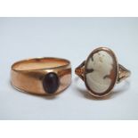 AN ANTIQUE 18CT GOLD CAMEO RING, approx 2.4 g,together with an unmarked antique yellow metal ring