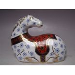 A ROYAL CROWN DERBY HORSE PAPERWEIGHT, gold stopper, with box, W 13 cm