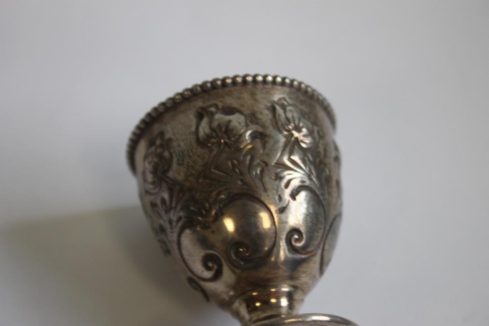 A HALLMARKED SILVER NAPKIN RING and egg cup (2) - Image 2 of 3