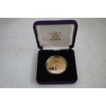 QEII 2006 80TH BIRTHDAY GOLD PROOF £5 CROWN., in case of issue with COA.