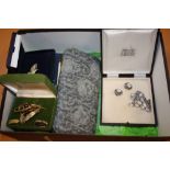 A BOX OF COSTUME JEWELLERY ETC. TO INCLUDE A MOONSTONE NECKLACE AND EARRING SET