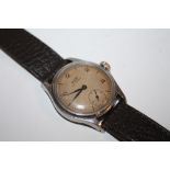 A MEN'S VINTAGE TISSOT WRISTWATCH