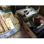 THREE TRAYS OF VINTAGE COLLECTABLES TO INCLUDE TENNIS RACKETS, HORNS, TREEN ITEMS ETC.