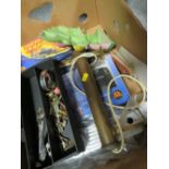 A BOX OF COLLECTABLES TO INCLUDE WATCHES, BRASS WALL LIGHT ETC.