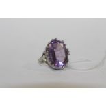 AN 18CT WHITE GOLD AMETHYST RING, approx weight 7.9g, ring size J 1/2