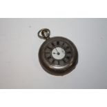 AN ANTIQUE SILVER CASED WALTHAM ROYAL HALF HUNTER POCKET WATCH