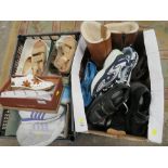 TWO TRAYS OF ASSORTED VINTAGE AND MODERN FOOTWEAR ETC