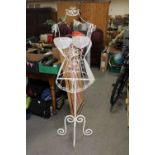 A WIRE FRAME MANNEQUIN