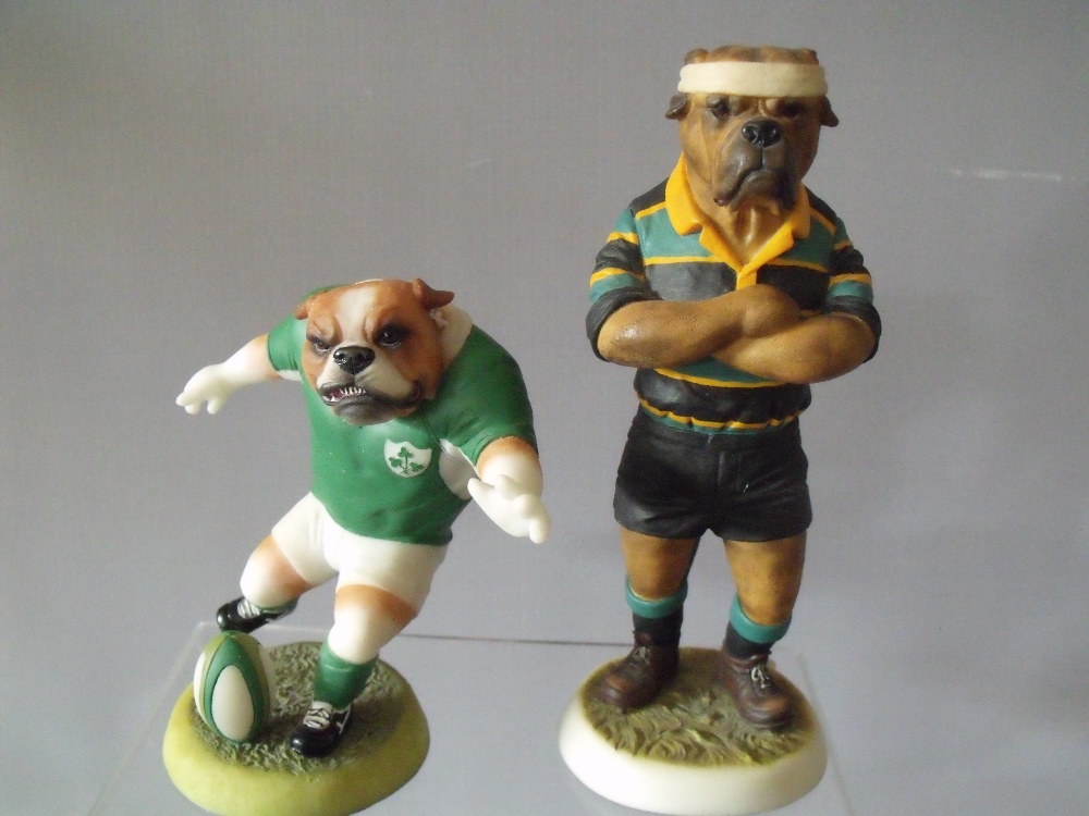 FOUR BOXED ROBERT HARROP SPECIAL LIMITED EDITION DOG FIGURES, comprising three Bulldog rugby themed - Image 3 of 9