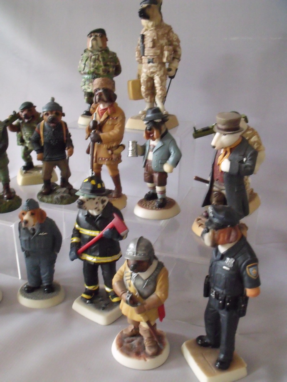 FIFTEEN BOXED ROBERT HARROP DOG FIGURES, mainly 'Doggie People', to include Bullseye, four British - Image 4 of 6