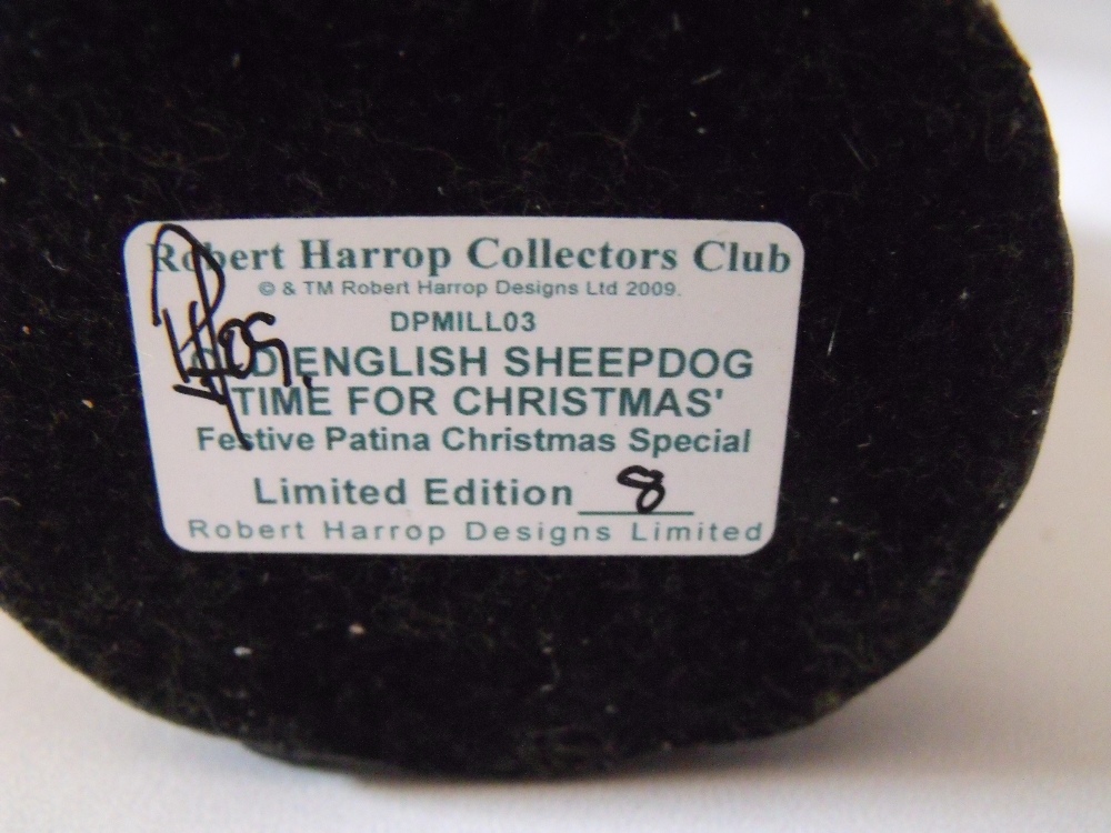 A BOXED ROBERT HARROP OLD ENGLISH SHEEPDOG 'TIME FOR CHRISTMAS' FIGURE, special limited edition, Mi - Image 4 of 5