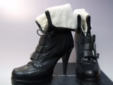 A BOXED PAIR OF KURT GEIGER BLACK LEATHER 'WENTWORTH' BOOTS, EU size 40Condition Report:appear to be