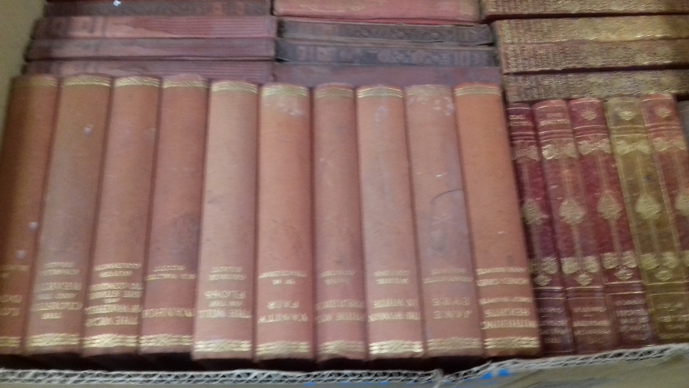 A LARGE QUANTITY OF MISCELLEOUS BOOKS (NOT INCLUDING BOXES) - Image 3 of 4