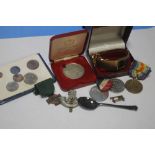 COLLECTABLES TO INCLUDE COINS, MEDALS, A WRIST WATCH ETC.