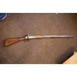 A MID 19TH CENTURY SMOOTH BORE MUZZLE LOADING MUSKET, V.R cypher to lock, length 138 cm