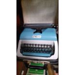 A CASED LILLIPUT TYPEWRITER