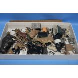 A COLLECTION OF ASSORTED FARM AND OTHER LEAD ANIMALS, some a/f including Britains examples