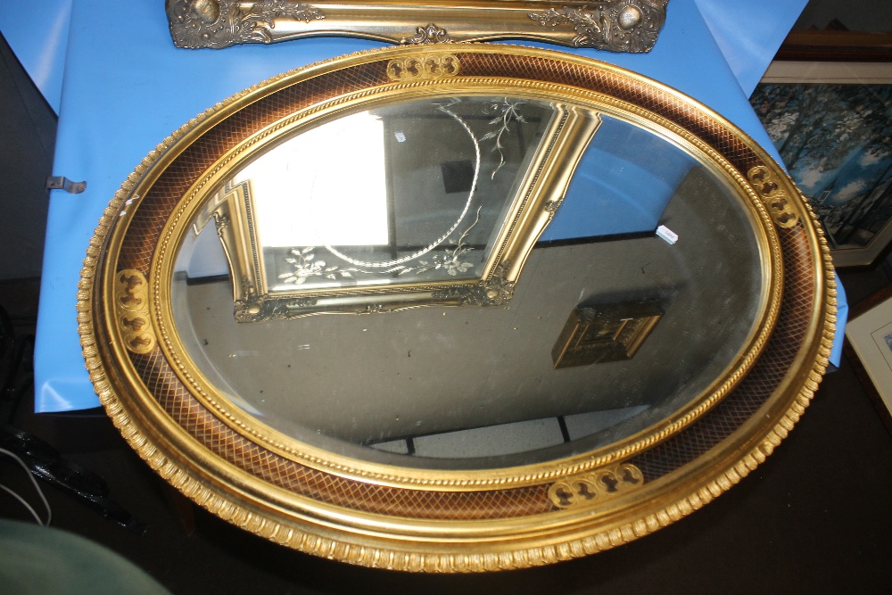 A RECTANGULAR MIRROR 90 X 64 CM TOGETHER WITH AN OVAL MIRROR APPROX. 86 X 66 CM (2) - Image 2 of 2