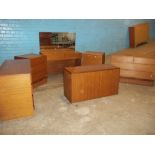 A SELECTION OF MODERN TEAK BEDROOM FURNITURE - STATEROOM SERIES, TO INCLUDE A DRESSING TABLE,
