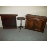 AN ANTIQUE MAHOGANY SIDEBOARD AND A GLAZED BOOKCASE TOGETHER WITH A SMALL TABLE