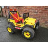 A KIDS GAUCHO RIDE IN ELECTRIC TWO SEATER CAR, WITH ORIGINAL INSTRUCTIONS, CHARGER TOOLKIT AND NEW