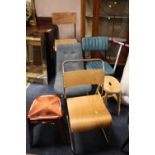 A SELECTION OF SINGLE ASSORTED MODERN CHAIRS AND STOOLS (6)