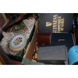 A TRAY OF COLLECTABLES TO INCLUDE A GUINNESS GAMES COMPENDIUM, CASED BINOCULARS ETC, TOGETHER WITH A