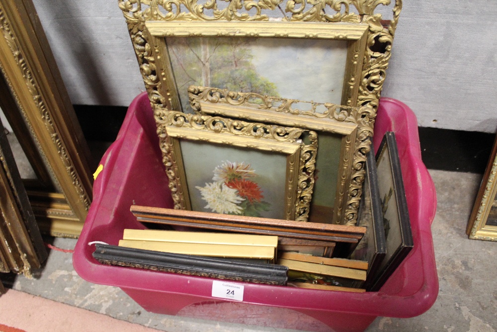 A BOX OF ASSORTED PICTURES AND PRINTS TO INCLUDE GILT FRAMED FLORAL OIL PAINTINGS, WATERCOLOUR ETC.