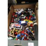 A TRAY OF DIE CAST TOY CARS ETC.