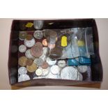 A SMALL BOX OF VINTAGE COINAGE