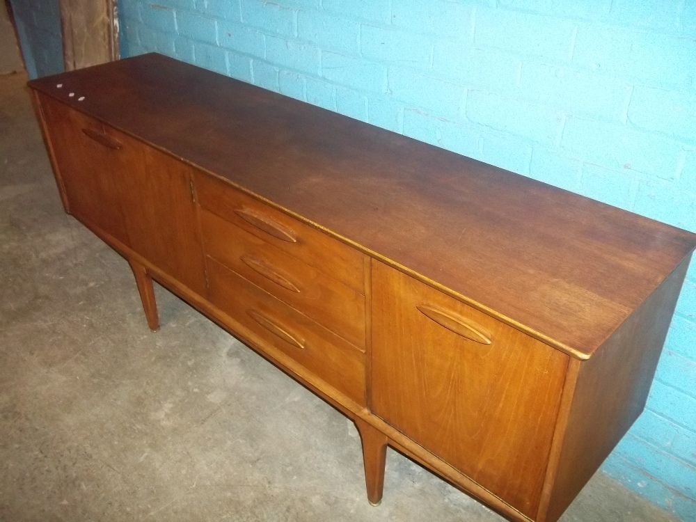 A VINTAGE RETRO TEAK SIDEBOARD BY JENTIQUE - Image 3 of 4