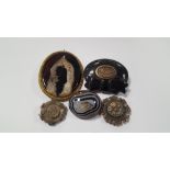 A SMALL COLLECTION OF ANTIQUE BROOCHES TO INCLUDE MOURNING TYPE