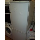 A DAEWOO NO FROST FRIDGE FREEZER