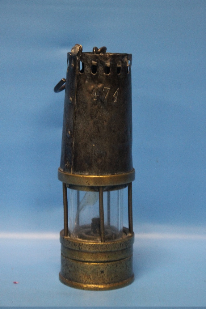 A VINTAGE MINERS LAMP MANUFACTURED BY RICHARD JOHNSON AND RALPH M. MORRISON & CO. OF MANCHESTER