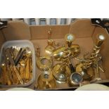 A TRAY OF BRASSWARE TO INCLUDE TWO TWISTED CANDLESTICKS AND A SET OF GOLD PLATED CUTLERY (TRAY NOT