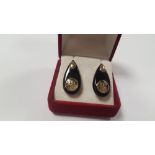 A PAIR OF 14 CT GOLD AND BLACK STONE CHINESE STYLE EARRINGS