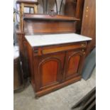 AN ANTIQUE ROSEWOOD MARBLE TOPPED CHIFFONIER H-133CM W-101CM