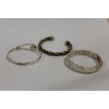 THREE SILVER BANGLES APPROX WEIGHT - 47.6G