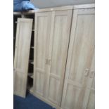 A LARGE MODERN DOUBLE WARDROBE, H 208 cm W 81 cm