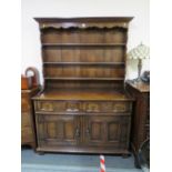 A TITCHMARSH AND GOODWIN CARVED OAK DRESSER H 177 cm, W 121 cm