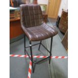 A SINGLE LEATHER QUILTED STYLE BAR STOOL