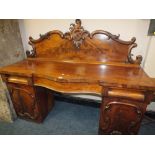 A LARGE VICTORIAN MAHOGANY TWIN PEDESTAL SERVING SIDEBOARD ( MINUS PLINTHS ) H-150 CM W-183 CM A/F