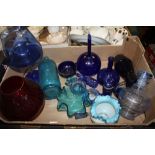 A TRAY OF MOSTLY BLUE GLASSWARE TO INCLUDE BUD VASES
