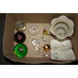 A BOX OF GLASS PAPERWEIGHTS TO INCLUDE CAITHNESS, BESWICK VASE ETC.