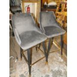 A PAIR OF MODERN DARK GREY UPHOLSTERED BAR STOOLS